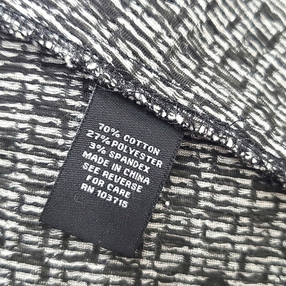 Sharagano Black White Geo Square Knit Sleeveless Zipper Fit and Flare Dress 4 - Picture 9 of 9